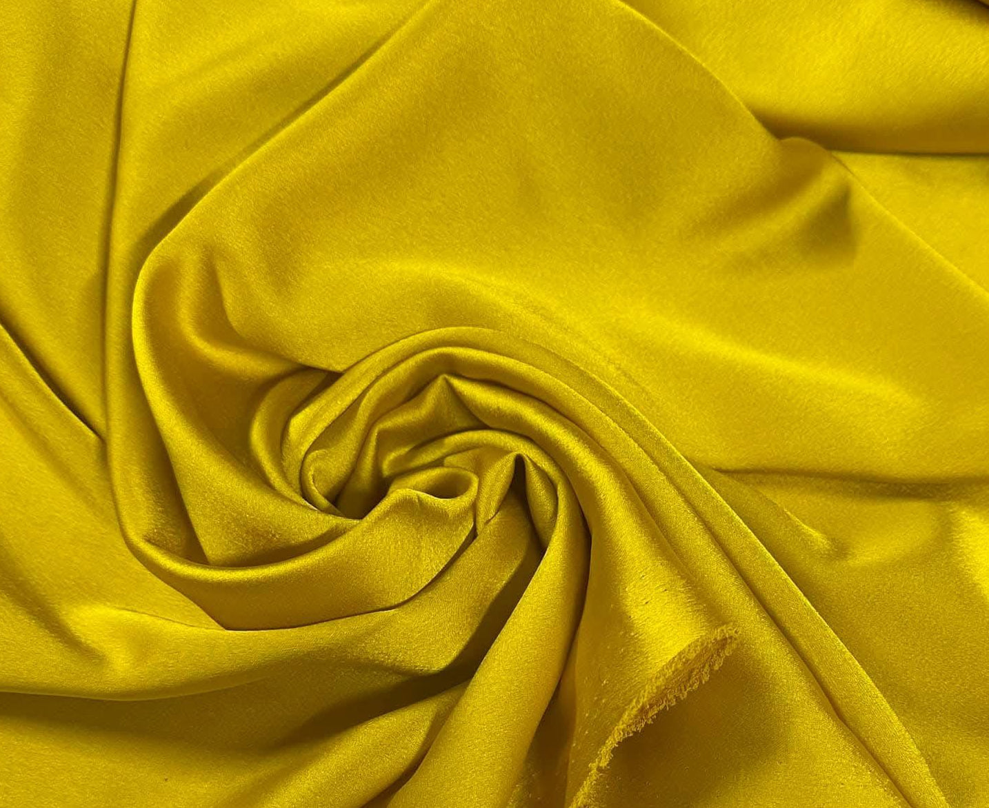 Satin mustar