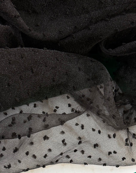 Organza cu picouri in relief